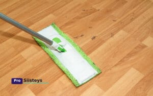 Parketin puhdistus ilman harmaantumista hellävaraisilla menetelmillä